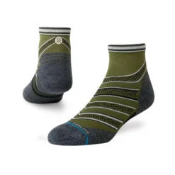 Stance Conflicted Qtr Ankle Socks In Green