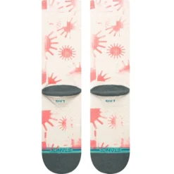 Stance Raydiant Crew Socks In Coral -STANCE Shop stance raydiant crew socks coral a556c23ray cor b2 nyfyjiphfwbqnhvc