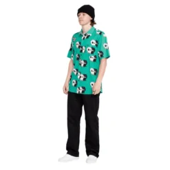 Volcom V Entertainment Pepper Short Sleeve Shirt In Scrubs Green -STANCE Shop volcom v entertainment pepper short sleeve shirt scrubs green a0422300 scg b7 jpo71shz9qckgnob
